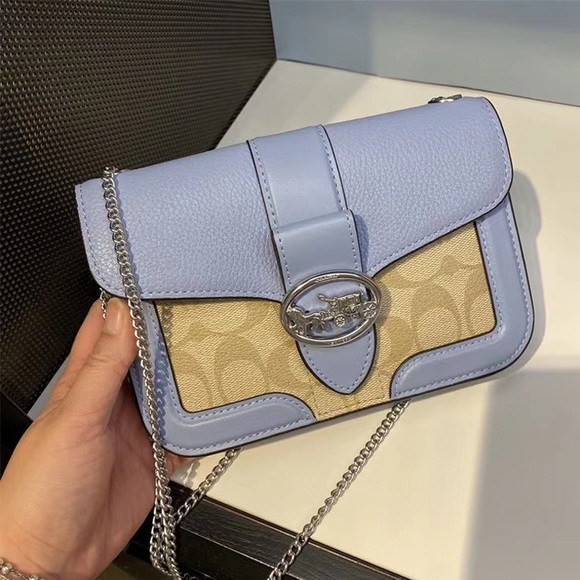 NWT coach Georgie Crossbody In Signature Canvas - Picture 7 of 11